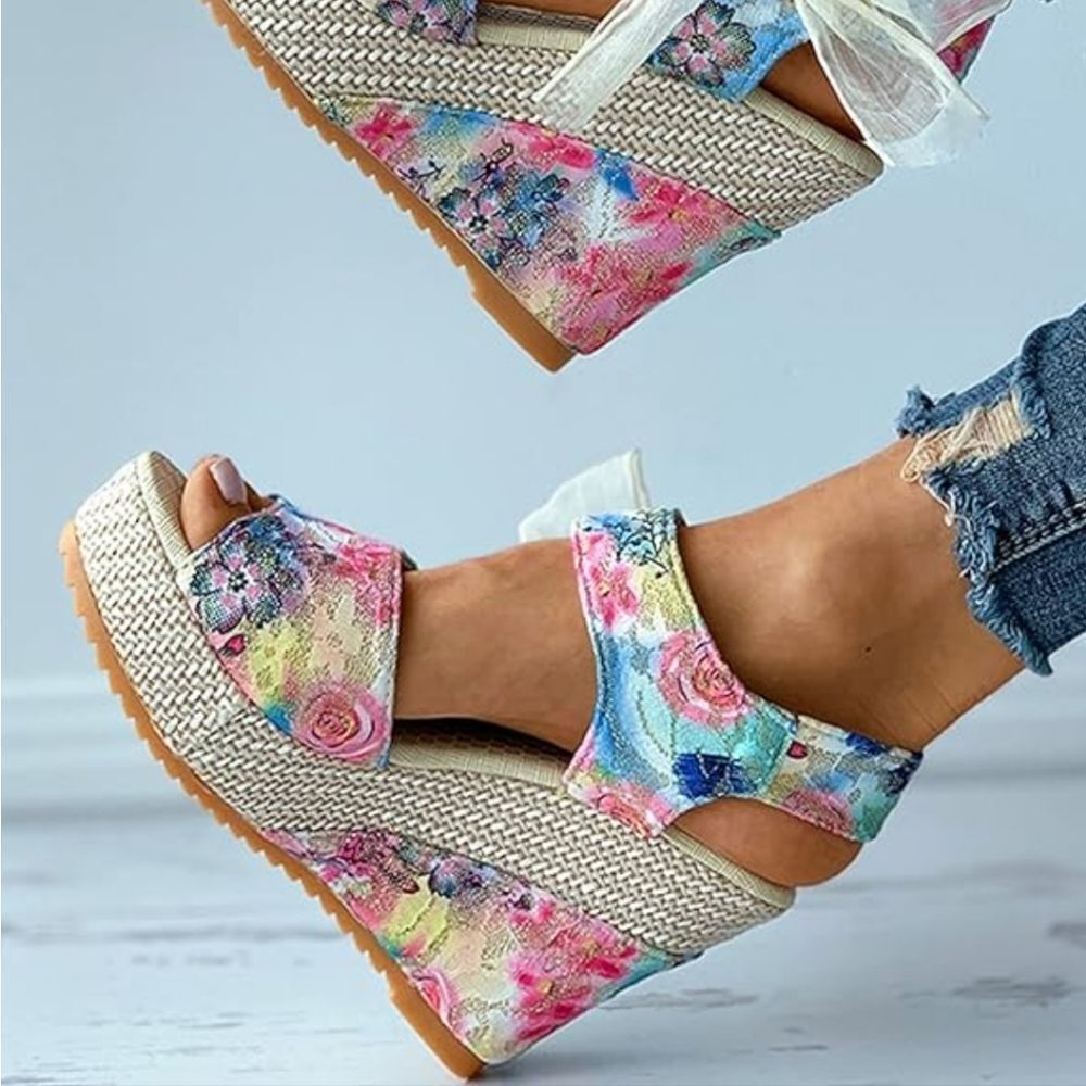 MIX NO.6 FLORAL PRINT DESIGN ADJUSTABLE BUCKLE WEDGE SANDAL